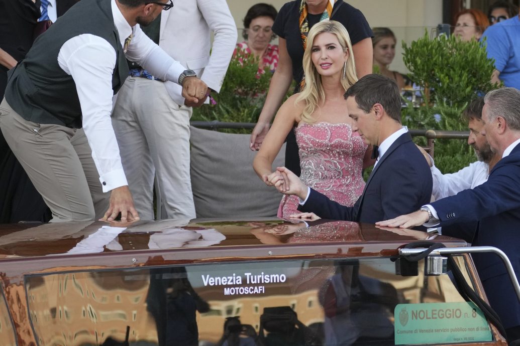 见证贝佐斯世纪婚礼 威尼斯掌声与愤怒两样情