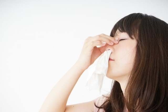 视频|不良习惯累积2个月 女子流鼻血不止送院急救