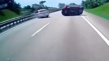 视频 | 承认打瞌睡撞Vios轿车 Bezza司机认错道歉