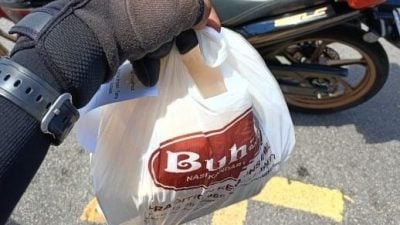 订购货到付款顾客没钱支付 屋内孩子喊饿 他落泪免单