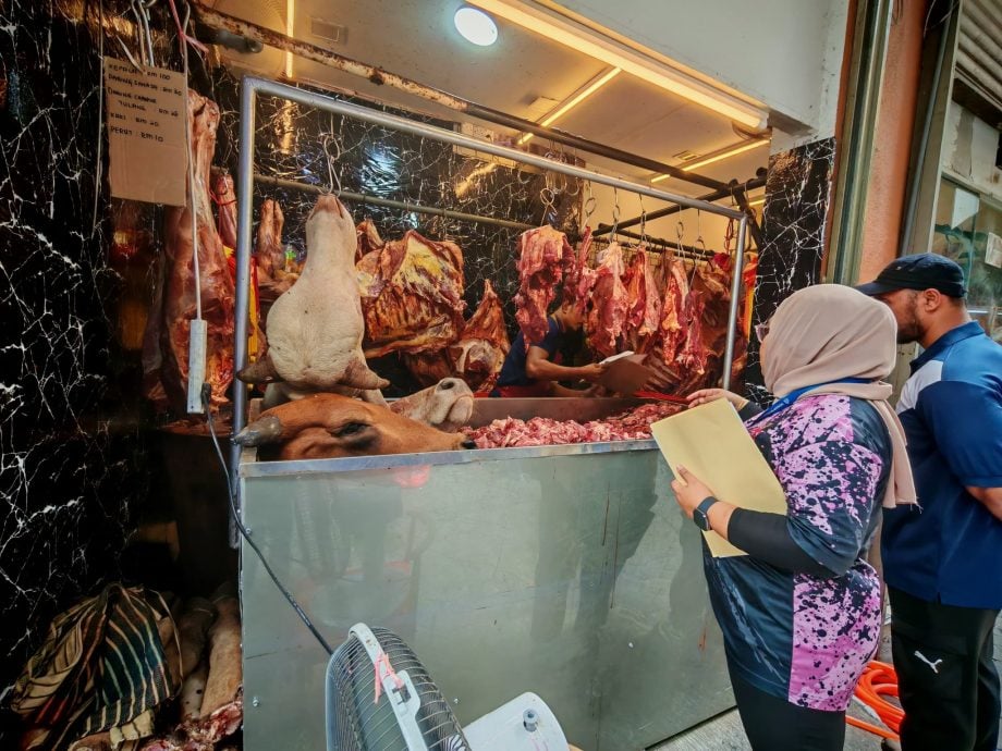 DBKL、兽医局、宗教局联合突击屠宰场/6图