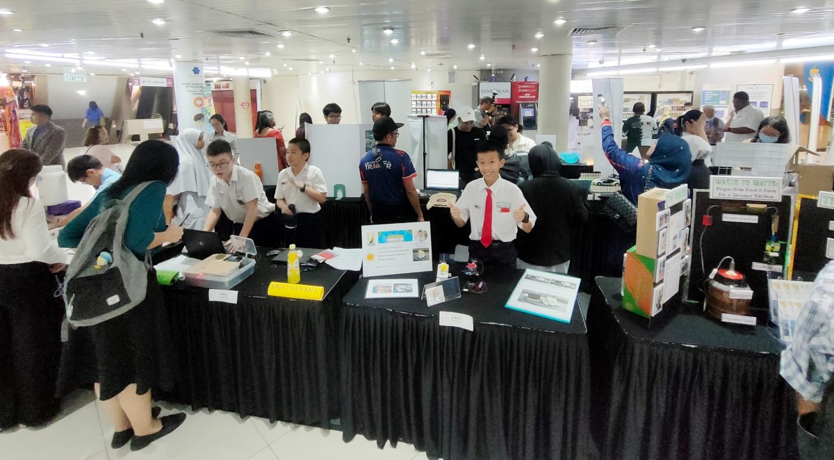 请签发(大北马)创客妙想:灵光一闪有点子 小创客发明“双能清风扇” 便宜又实用