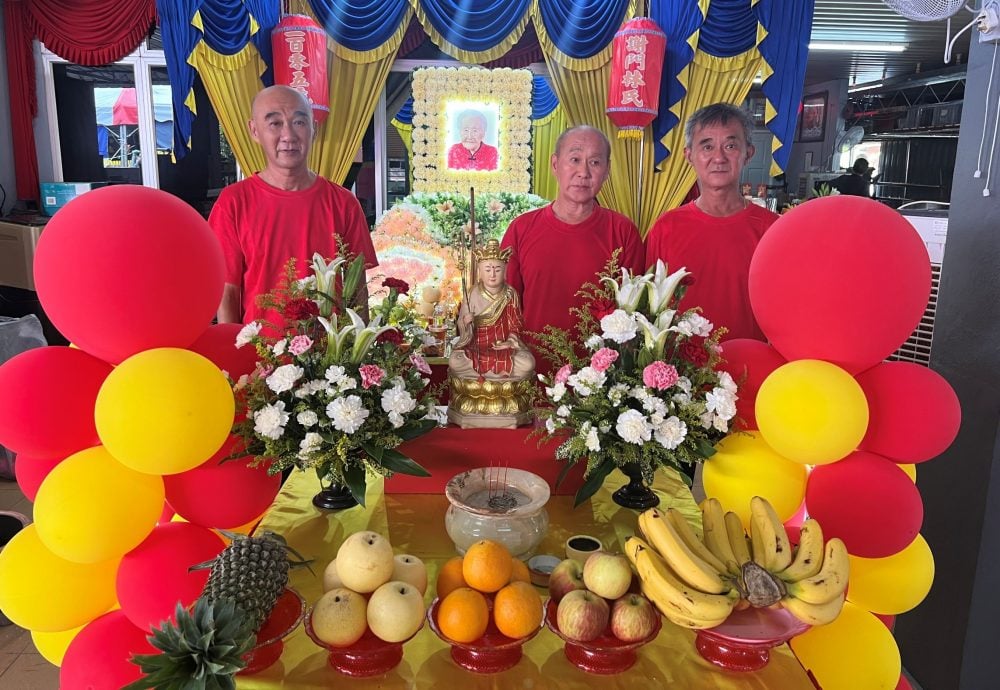 请签发(大北马)吉北竹城人瑞林赛凤日前在住家安详离世,享嵩寿105岁。