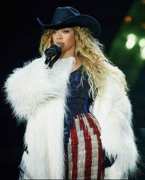 贝文丝伦敦演唱会滞销 透过慈善机构赠票