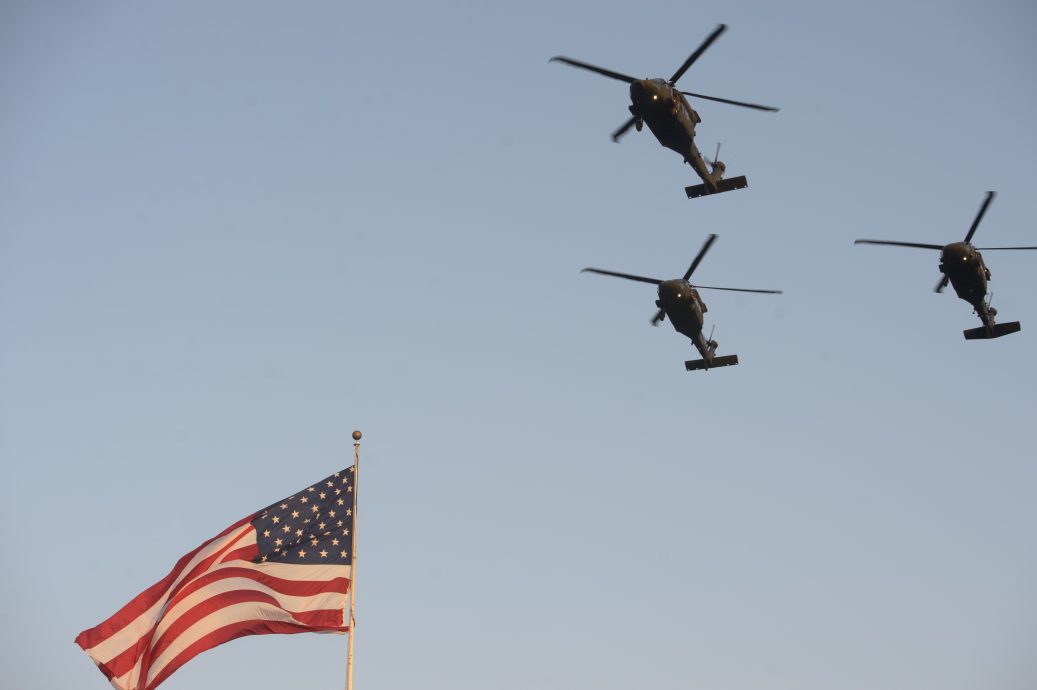 配合特朗普阅兵式──华盛顿机场将于周六晚6时暂停航班