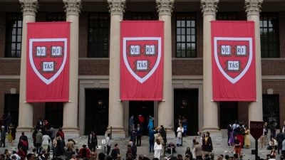 美国务院急转弯撤禁令  准恢复处理哈佛国际生签证