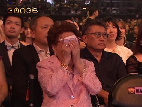 金曲奖 | 方大同马兆骏母亲见证感动时刻 台上台下哭成一片