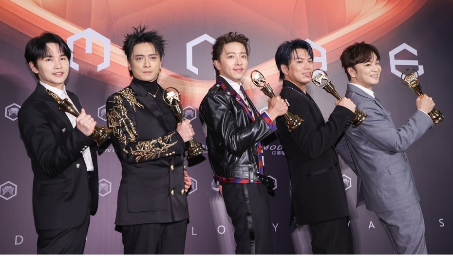 金曲奖 | Toro本来很气坤达缺席 坤达急改机票合体Energy