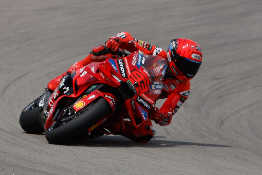 阿拉贡站世界摩托车大赛  马奎兹兄弟统治首日练习