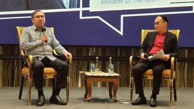 陆兆福：听取民意调整政策 团结政府不会让大马经济崩溃