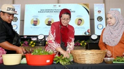 霹传统美食研讨会美食示范  档案局记录传承防失传