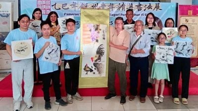 银州青年精英书法展圆满   访谈 水墨 雕刻 导览 成亮点 