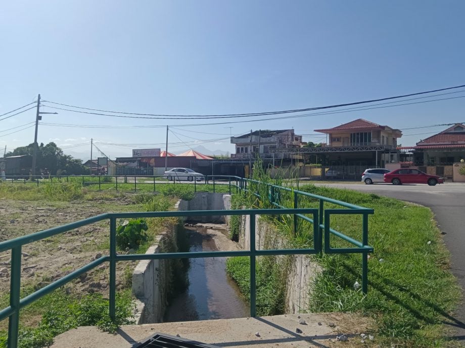霹:p6头/万里望永安园排水系统奏效 逾20年逢雨必灾噩梦终结
