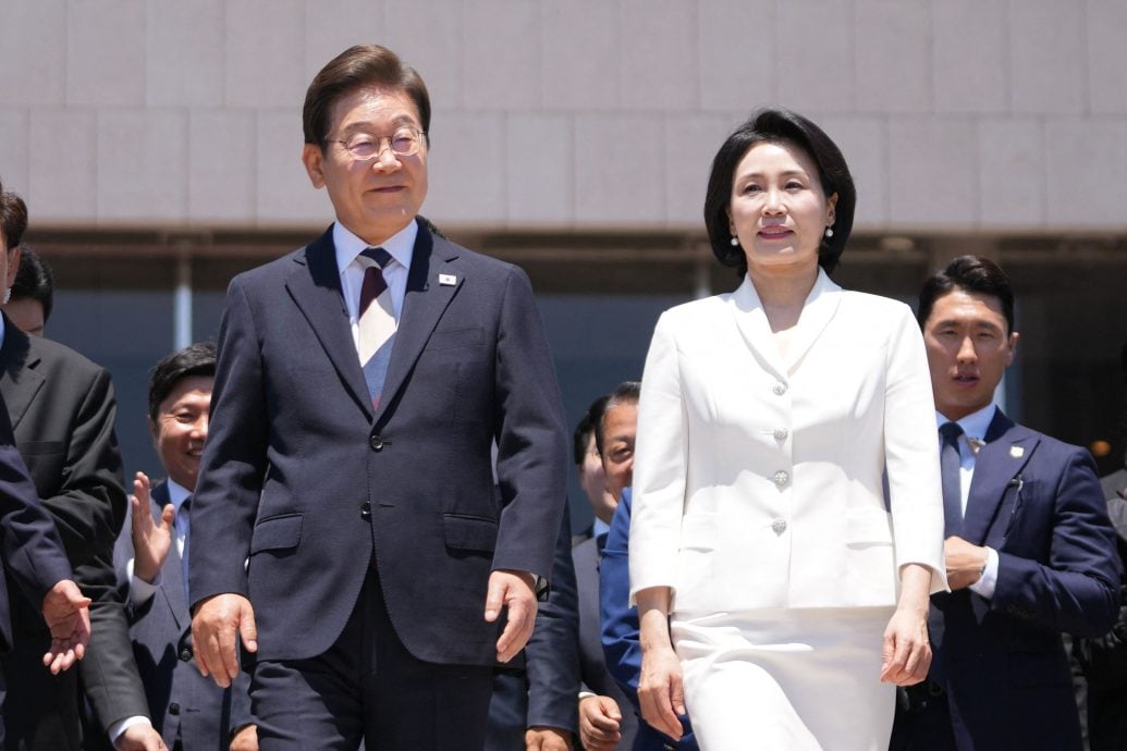 韩国新任第一夫人金惠京 曾喊“要从政就离婚”