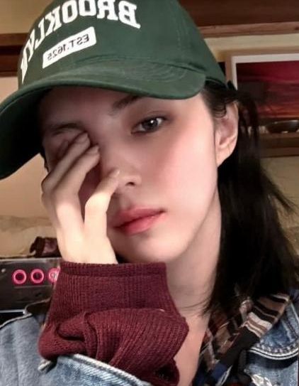 韩韶禧突袭咖啡厅打工 网评：最热衷体验生活的演员