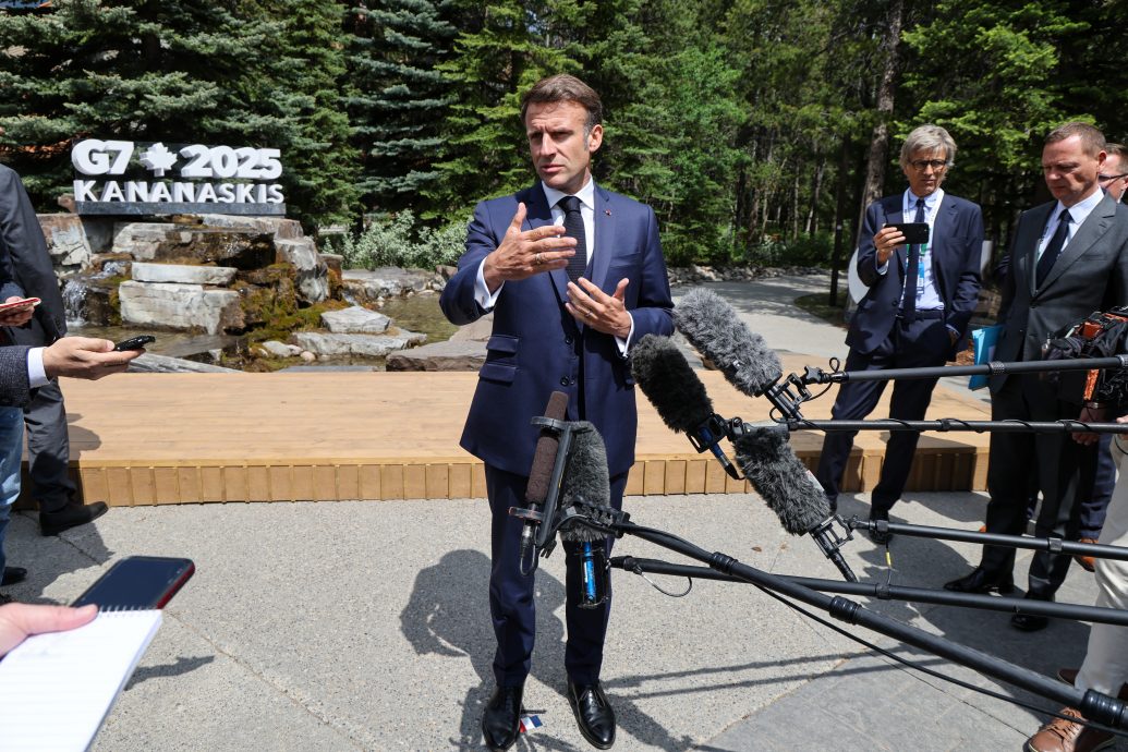 马克龙反对以军事行动推翻伊朗政权