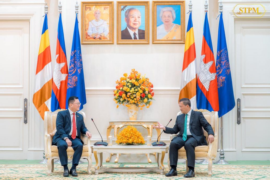 马柬经贸代表团会见柬埔寨首相 加强双方合作交流