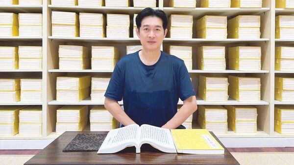 黄安证实已出家 发愿好好做人被网嘲