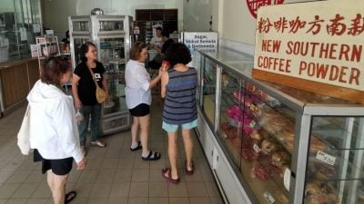 传统咖啡店 老味道老顾客