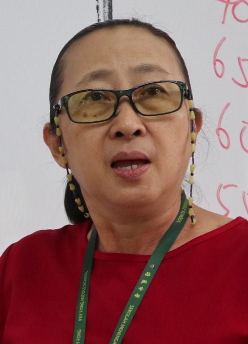 (古城封底主文)张雅山服务精神奖