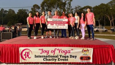 集体瑜伽献爱癌友   “悦Joy”慈善活动筹获1.3万