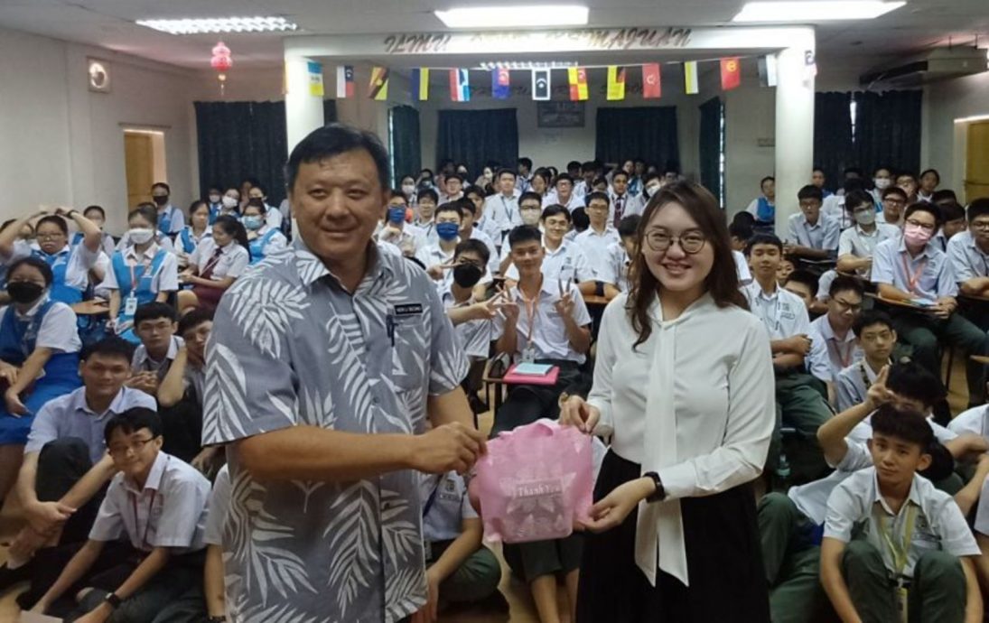 （古城版）年轻人-主文