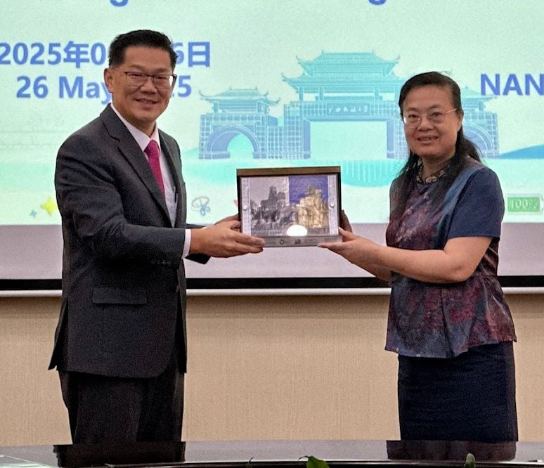 (古城版)林万锋访广西民族大学