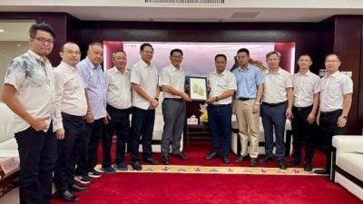 林万锋等访福建德化县 双方达成多项重要共识