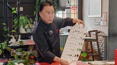 阔别10年回马拍美食节目   甄文达赞甲进步了