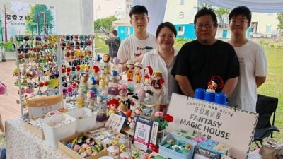 更大平台展现作品   甲手作人需市集摆摊