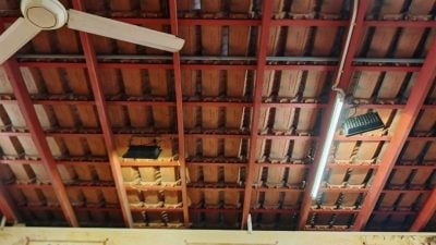 主殿侧边屋顶漏水蚁蚀   保安宫需20万维修