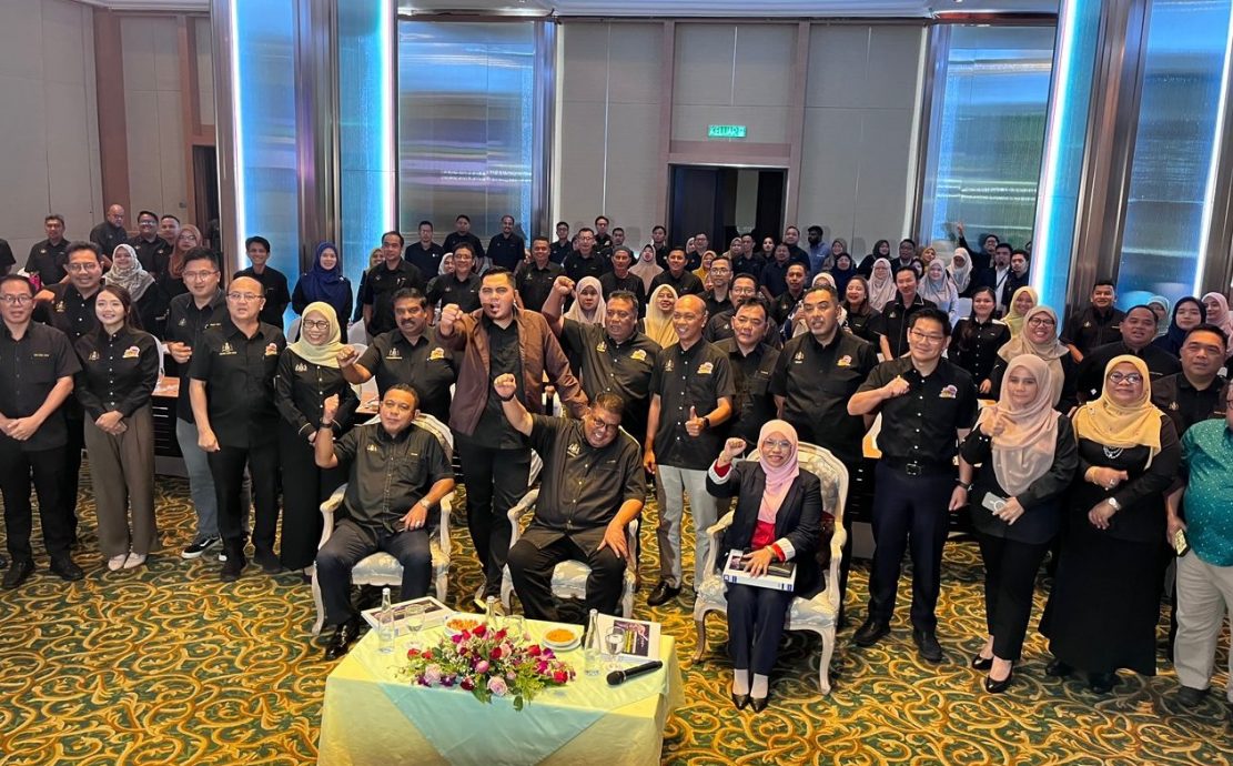 （古城第六版主文）阿都拉勿夫：甲放眼成全国技术与职业教育培训模范州