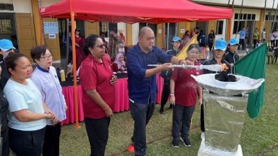 圣母中学运动会食堂日义卖开幕  | 刘志俍：运动会食堂日添热闹 培养创造力团队精神 