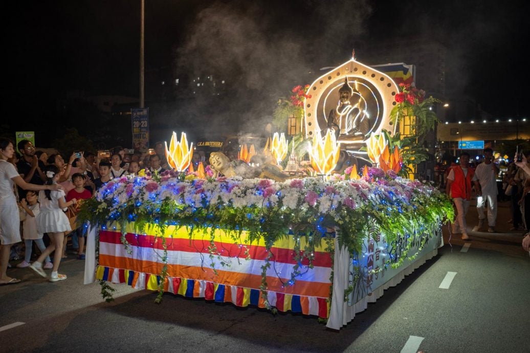 马六甲庆祝卫塞节委员会625千入人素宴