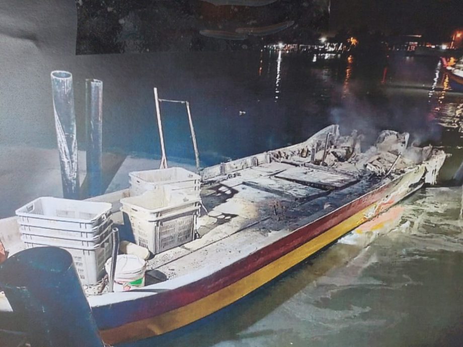 （大北马 ）角头渔船海上作业 引擎故障著火 3人跳船 1失踪2获救 