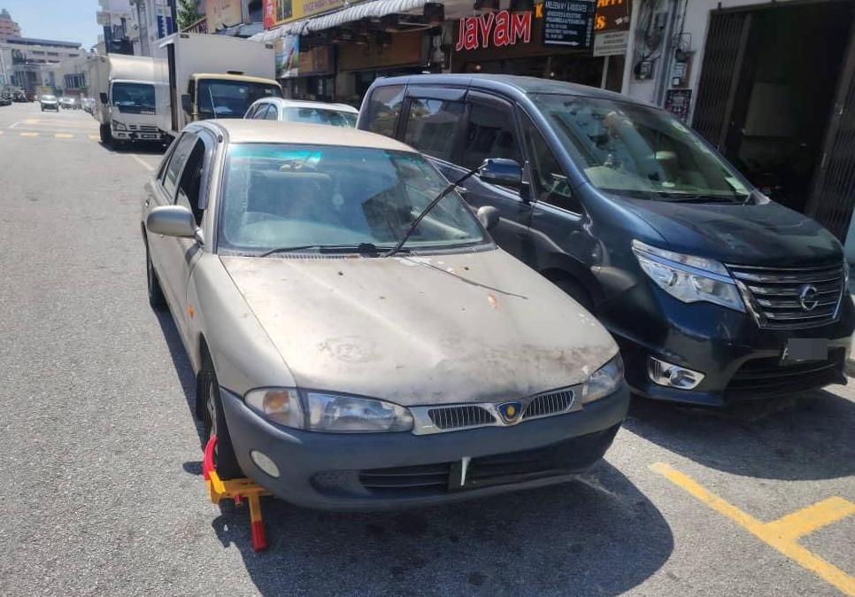 （大北马）5路段禁停车10天执法拖吊6车，市政厅开60罚单锁车轮169次