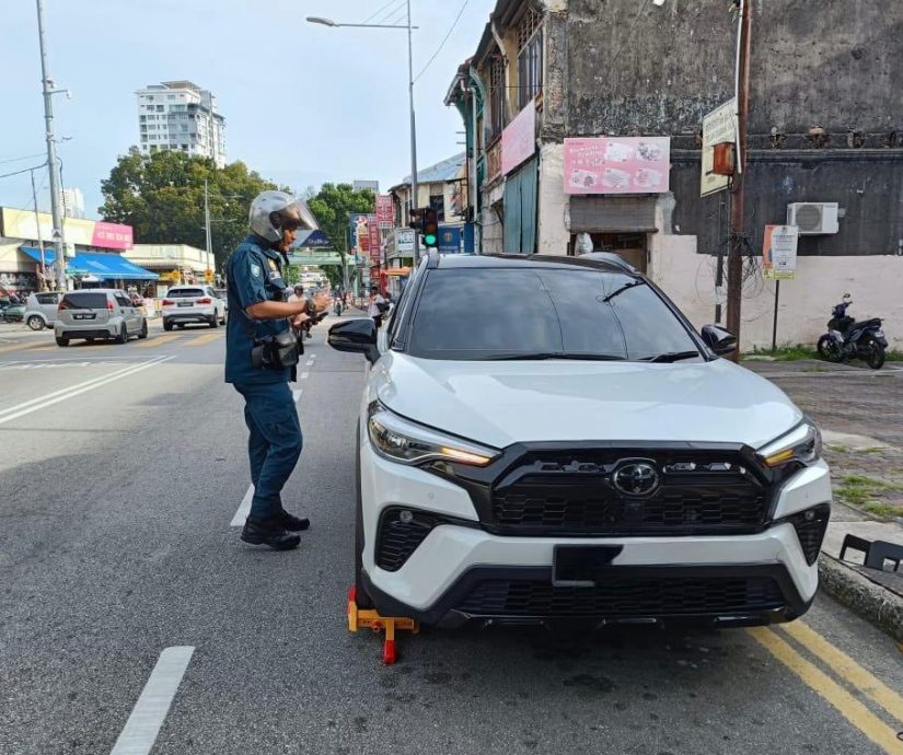 （大北马）5路段禁停车10天执法拖吊6车，市政厅开60罚单锁车轮169次