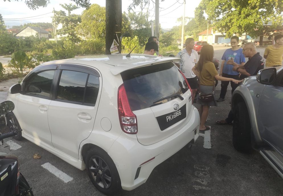 （大北马）与家人失联5天的王麒翔，被吉南治安自救会成员在居林市区寻获截停