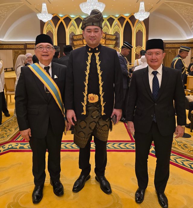 (大北马)吉打苏丹83岁华诞。册封名单。