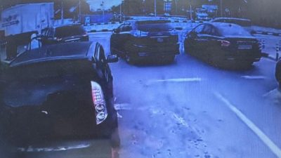 拒查鲁莽驾驶逃逸  警追查丰田凌放司机