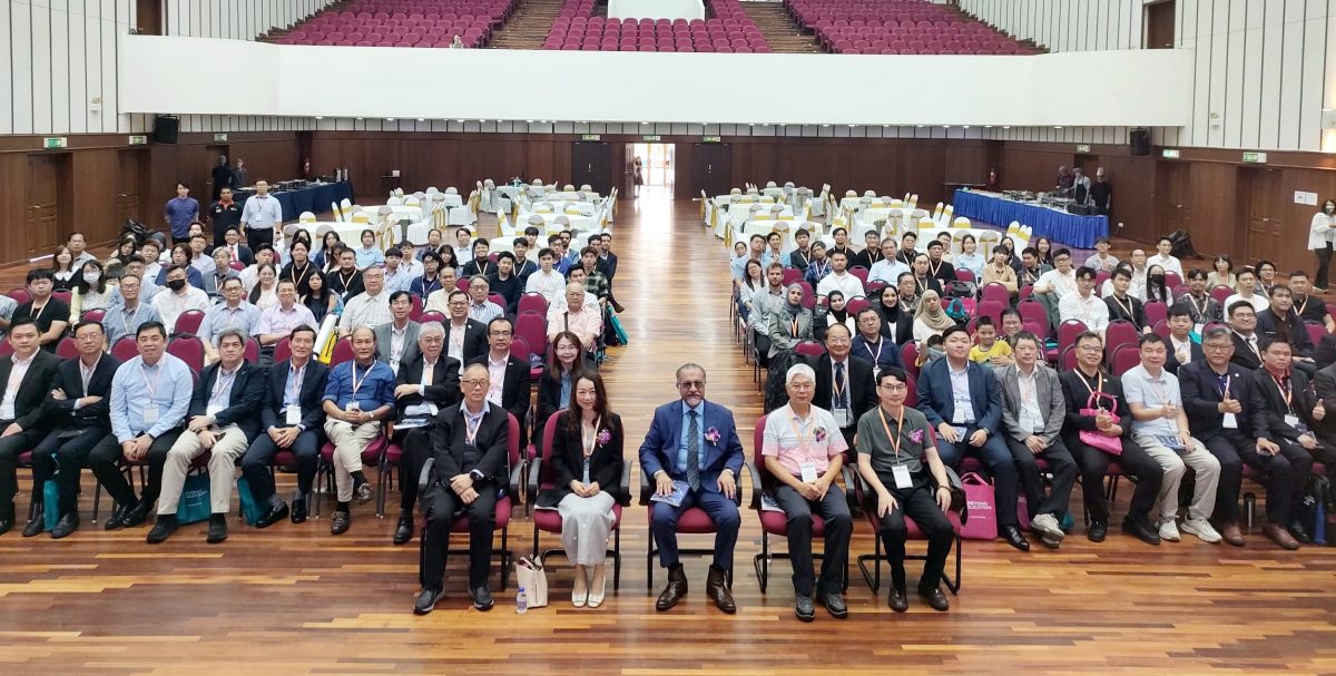 手机里许多部件来自槟 佳日星:续朝工业科技迈进