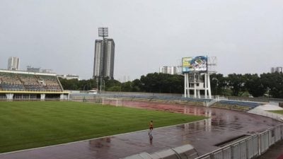 槟岛市厅体育馆跑道  6月只开放1天 惹民怨