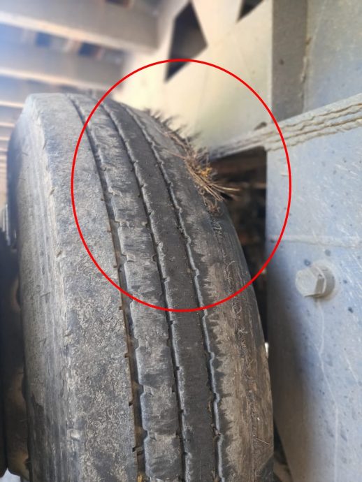 （大北马）罗里爆胎还行驶