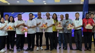 加埔马华通过重磅提案  吁党中央大选独立上阵  