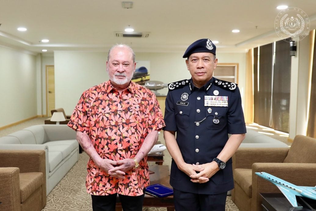 （已签发）全国：元首新山接见   新总警长莫哈末卡力