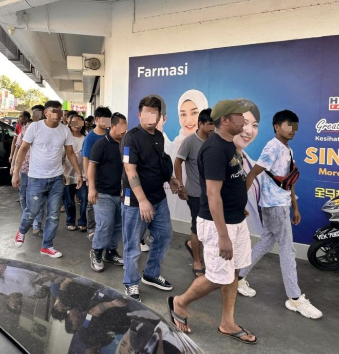 (已签发)大都会【早报可头】/扫荡行动前停电涉风声走漏,追查“放风者”绝不姑息/4图