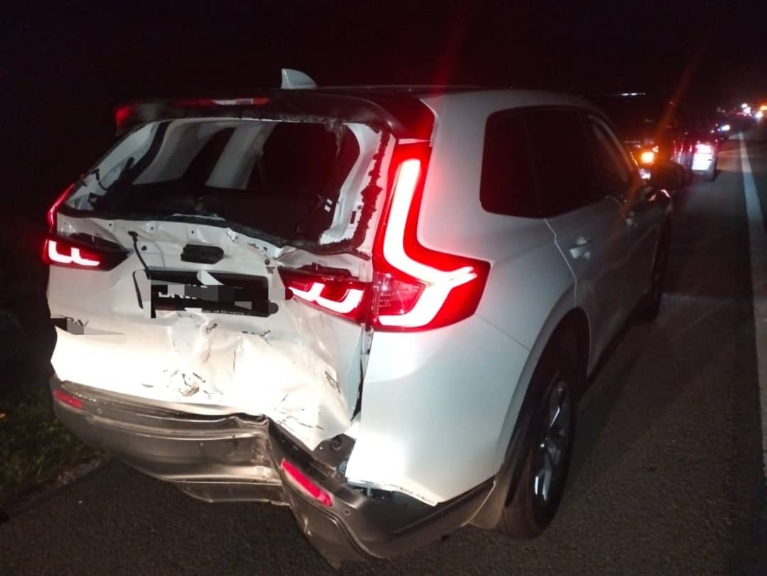 3青少年凌晨无驾照骑车   遇车祸酿1死2伤