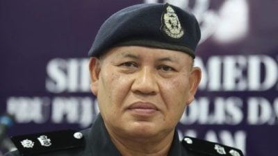 摩托失控21岁骑士死亡 警吁目击者提供线索