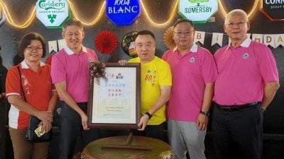 本报活动 | 华中食为天美食阁义卖会 筹获6万零668令吉