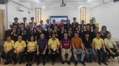 新山宽中辩论夺冠   代表柔佛征战全国赛